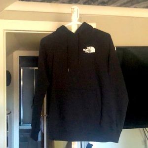 Brand new north face hoodie!